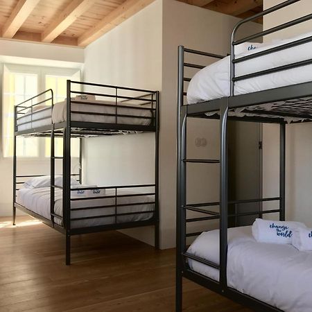 Change The World Hostels - Coimbra - Almedina ภายนอก รูปภาพ