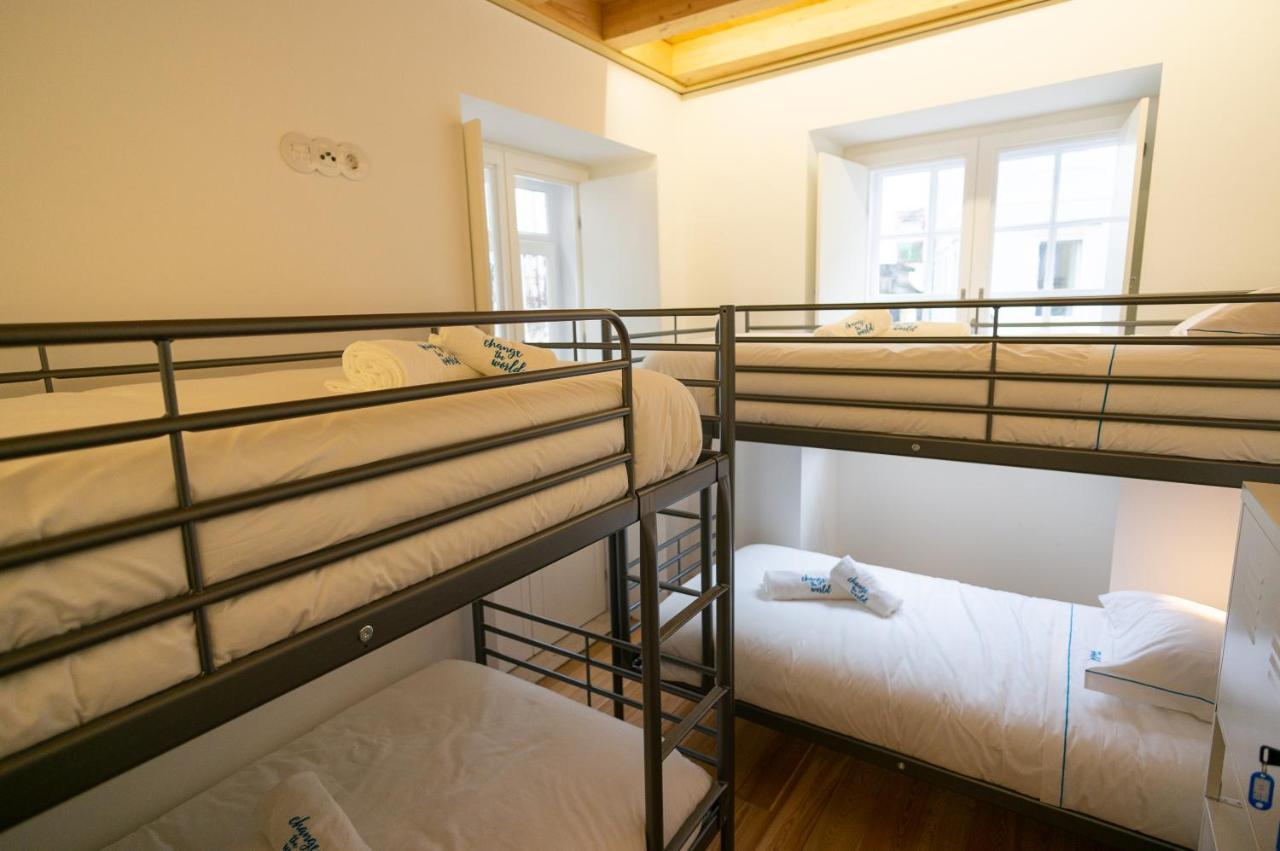 Change The World Hostels - Coimbra - Almedina ภายนอก รูปภาพ