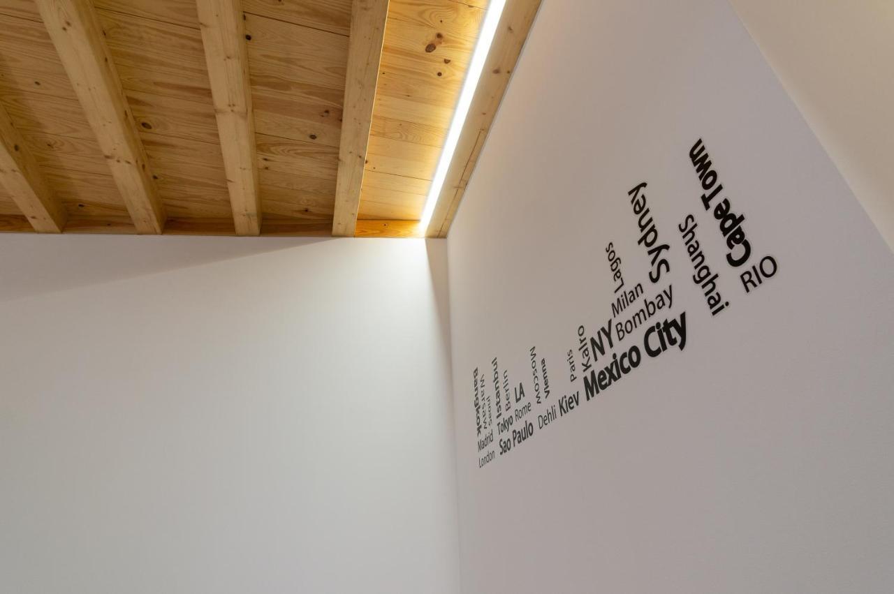 Change The World Hostels - Coimbra - Almedina ภายนอก รูปภาพ